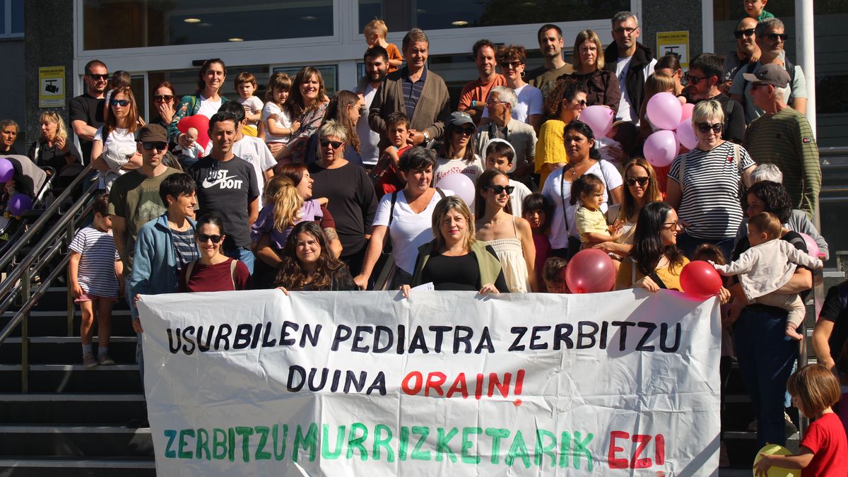 Usurbilerako pediatria zerbitzu duina exijitu dute Donostia ospitalaren atarian