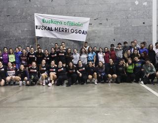 Gazte argazkia edota txokolate gozoa, Korrika aurreko eta osteko tartea girotzeko