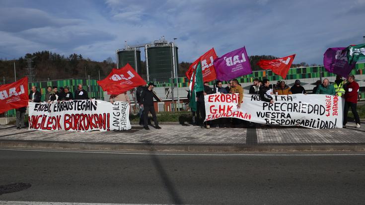 "Gure prekarietatea, zuen ardura"