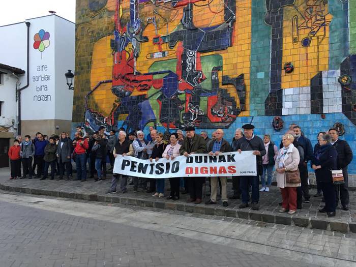 Bizimodu eta pentsio duinen alde mobilizatzeko deia ostegunerako