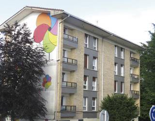 Alokairu sozialeko udal etxebizitzei lotutako araudia hobetuko dute