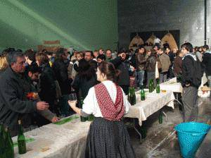 Asteazkenean zabalduko dugu, Santo Tomas azokako babarrun eta sagardo lehiaketetako izen ematea