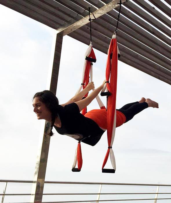 Yoga, aeroyoga eta reiki ikastaroak Santuenean