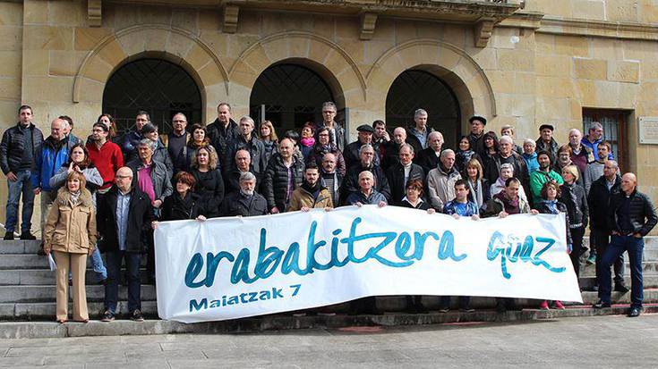 Herritzartuk proposaturiko 3 galderetatik bat hautatzeko aukera igandera arte