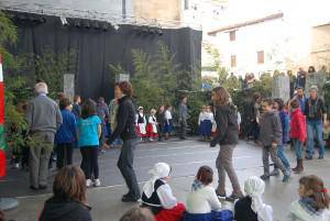Dantza festa egun handia gaur Usurbilen