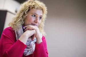 Ainhoa Intxaurrandieta: "Herritarron diruarekin ordaindutako azpiegitura batekin denon osasuna kaltetzea erokeria hutsa da"