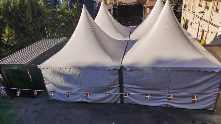 Guztia prest, Atxegalde festa giroan barneratzeko
