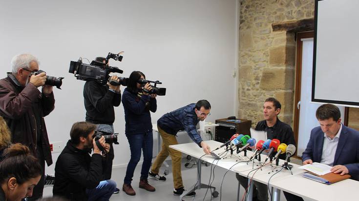 Gastroenteritis broteaz ere aritu ziren udal ordezkariak atzoko osoko bilkuran