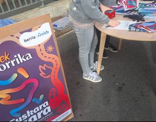 Mugimendu bizia, Udarregikoen elkartasun azokaren bueltan