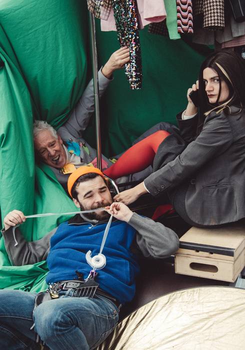 "‘Kolapsoa’ antzezlana komedia kritiko bat da"