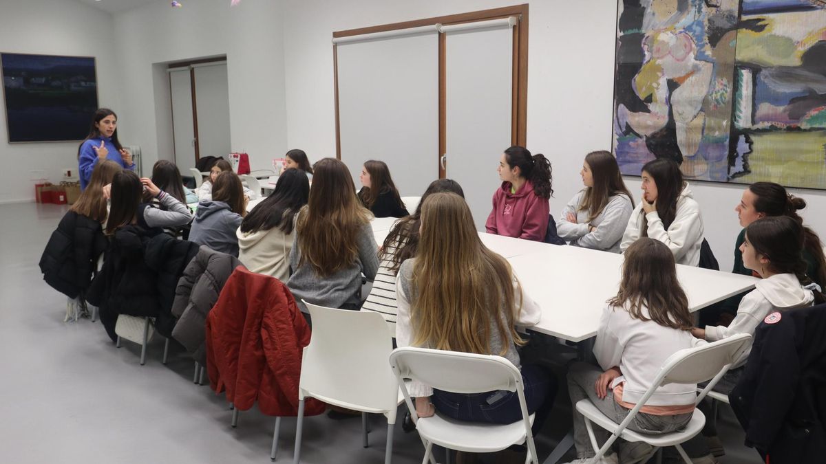 Sorkuntzari bide eman diote Arrobitxuloren topaketek