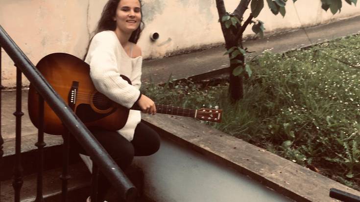 Elene Alustiza: "Gitarra beti izan da berezia niretzat"