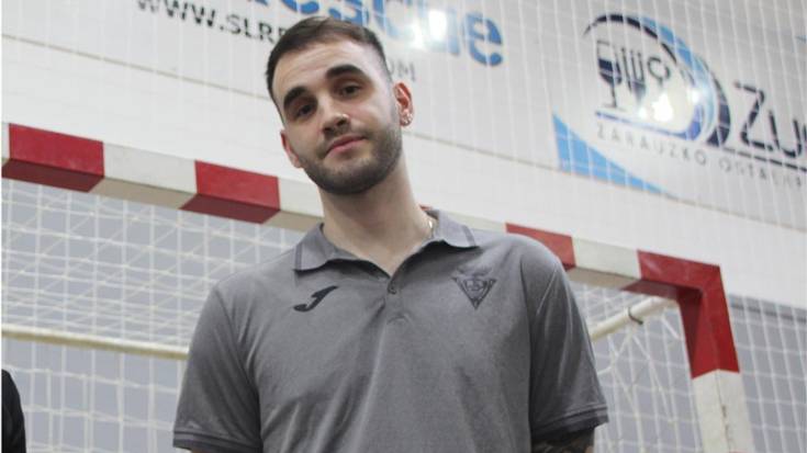 Mikel Alzagaren jubenil nesken euskal selekzioa txapeldunordea, erkidegoen arteko lehiaketan