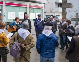 Asteburuko kantu-jira larunbatean ez, igandean baizik