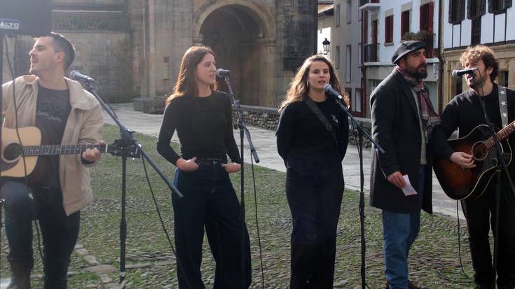 "Egitarau anitza eta osatua, gaztetasunez, astialdiz eta kulturaz blaitua" iragarri du Arrobitxulok