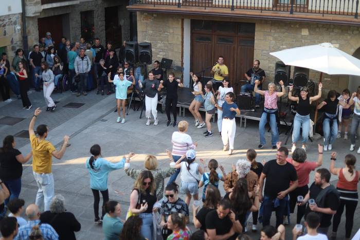 Udazkeneko Dantzari eta Trikiti Topafesta azaroaren lehenean