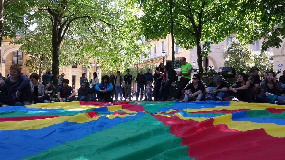 Gipuzkoa Zutik: "Gipuzkoa plaza hartu dugu dozenaka herritarrek"