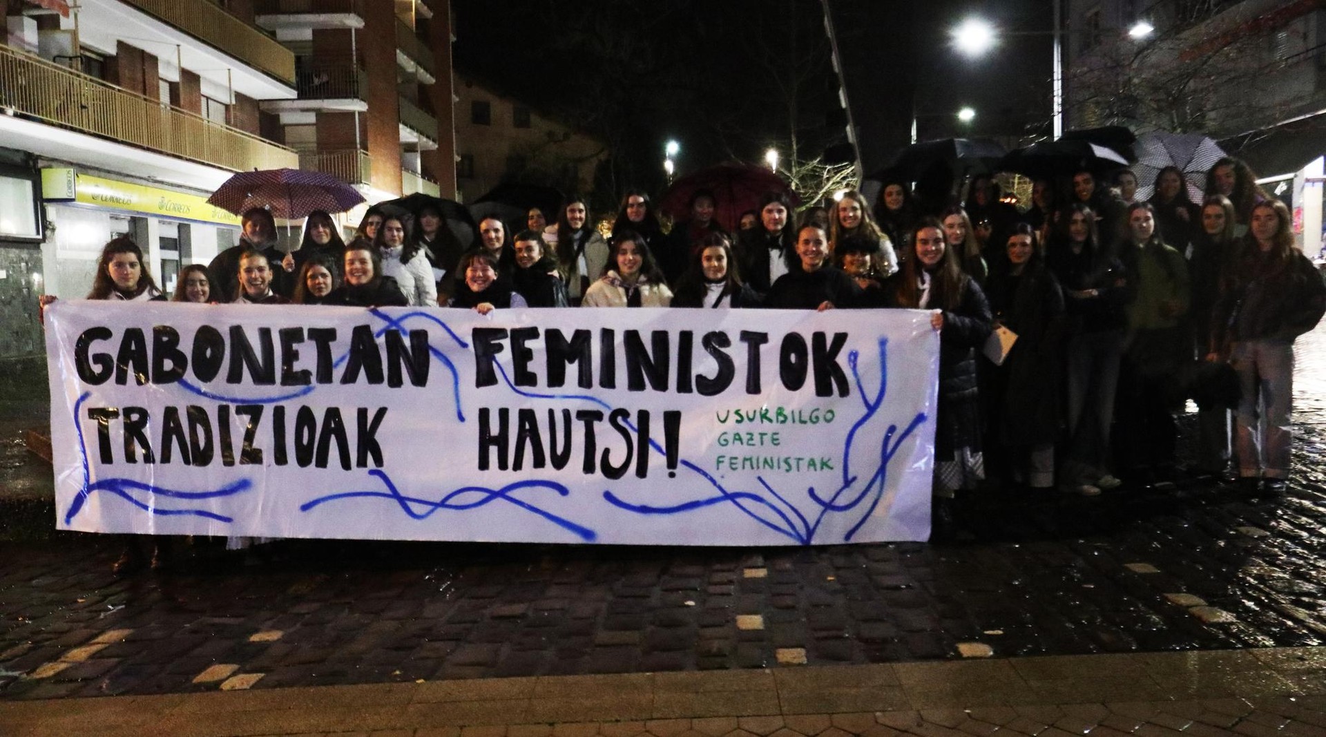 "Gabonetan feministok tradizioak hautsi!"