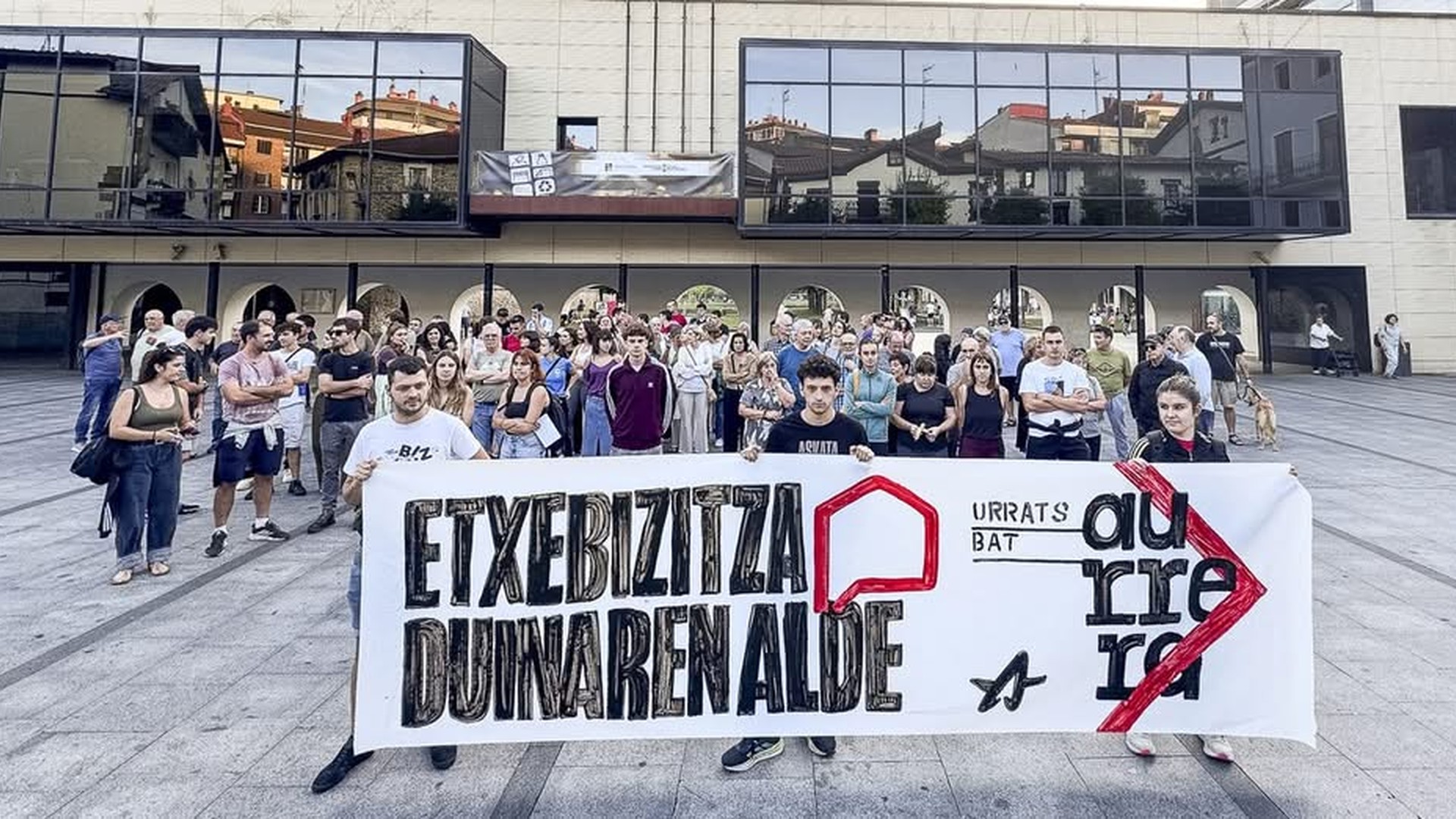 Ernaik ere elkartzeko hitzordua jarri du, azaroaren 11ko greba orokorrera begira