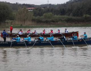 Traineruen festa Aginagako errioan