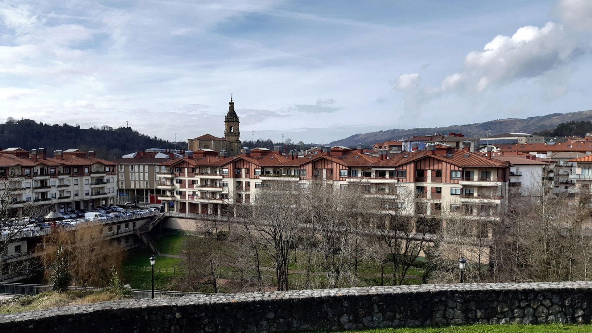 Euskal sindikatuek ere azaroaren 11ko grebarekin bat egin dute
