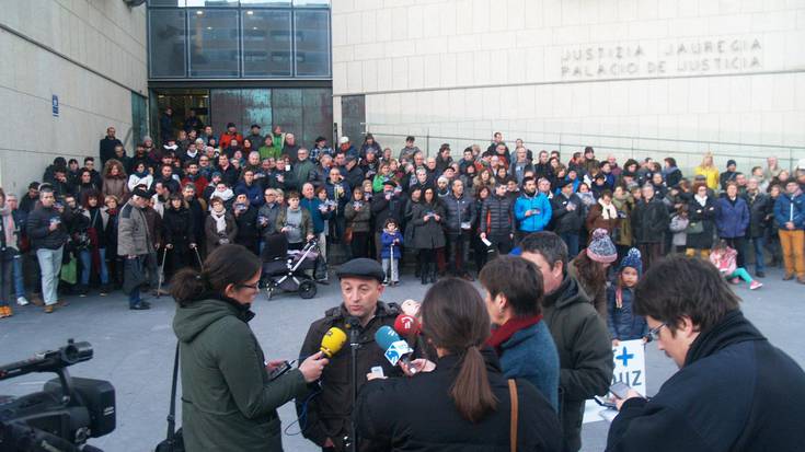 Erraustegiaren lizitazioa bertan behera utzi dute, epaitegiek GuraSOSen errekurtsoa ebatzi arte